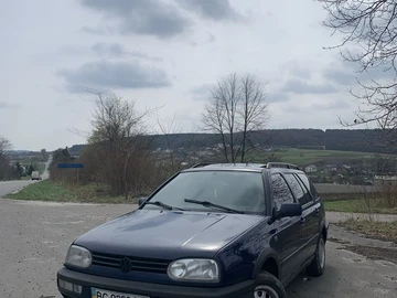 Авто Volkswagen Golf 1994 № 8697131