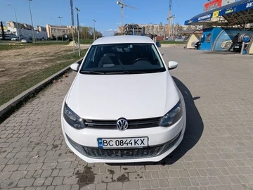 Авто Volkswagen Polo 2010 № 8697136