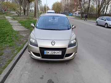Авто Renault Scenic Iii 2010 № 8697137
