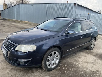 Авто Volkswagen Passat Variant 2006 № 8697139