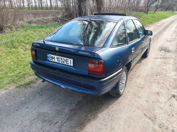 Авто Opel Vectra 1993 № 8697149