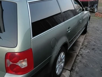 Авто Volkswagen Passat Variant 2002 № 8697342