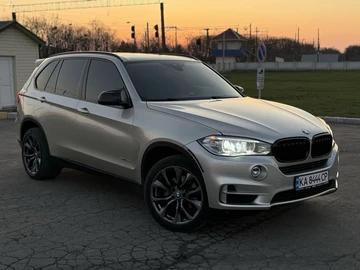 Авто BMW X5 2015 № 8697365