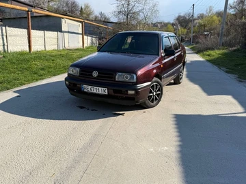 Авто Volkswagen Vento 1993 № 8697434