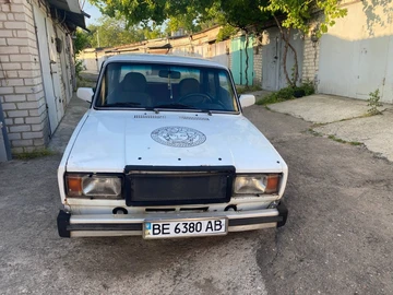 Авто ВАЗ 2107 1991 № 8697439