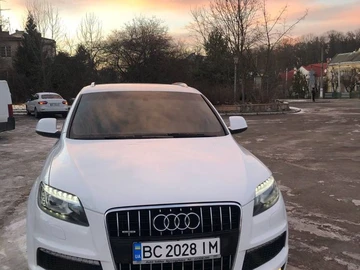Авто Audi Q7 2010 № 8697697