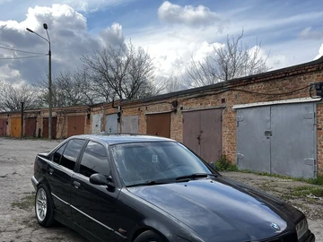 Авто BMW 3 Серия 1992 № 8697698