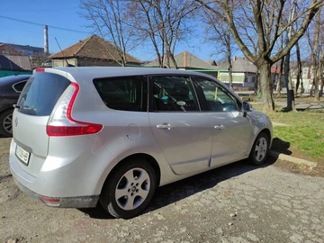 Авто Renault Grand Scenic 2010 № 8697717