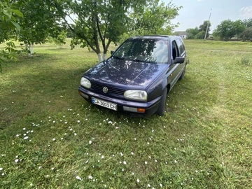 Авто Volkswagen Golf 1996 № 8697724