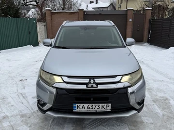 Авто Mitsubishi Outlander 2017 № 8697788
