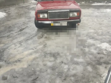 Авто ВАЗ 2107 1997 № 8697959