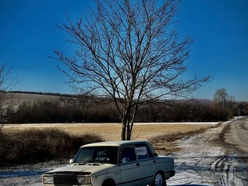 Авто ВАЗ 2107 1986 № 8698004