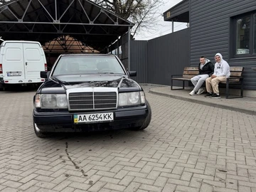 Авто Mercedes 200 1993 № 8698193