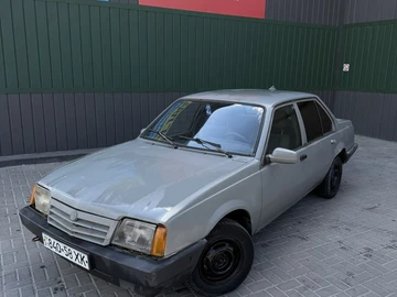 Авто Opel Ascona 1988 № 8698195