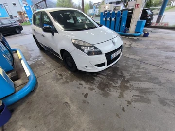 Авто Renault Scenic Iii 2010 № 8698360