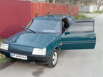 Авто ЗАЗ 1102 2004 № 8698396