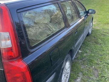 Авто Volvo V70 2003 № 8698399