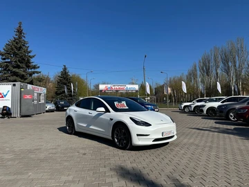 Авто Tesla Model 3 2023 № 8698463