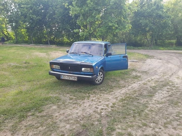 Авто ВАЗ 2107 1984 № 8698471