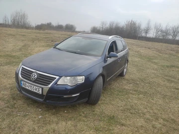 Авто Volkswagen Passat Variant 2010 № 8698510