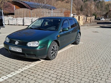 Авто Volkswagen Golf 1999 № 8698888