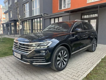 Авто Volkswagen Touareg 2019 № 8698899