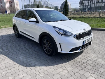 Авто KIA Niro 2017 № 8698921