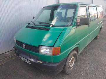 Авто Volkswagen Transporter 1993 № 8699101