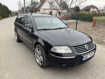 Авто Volkswagen Passat Variant 2002 № 8699135