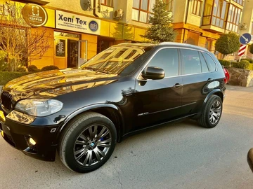 Авто BMW X5 2011 № 8699171