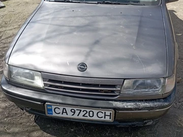 Авто Opel Vectra 1989 № 8699199