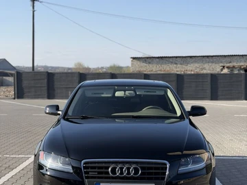 Авто Audi A4 2010 № 8699310