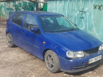 Авто Volkswagen Polo 1999 № 8699498