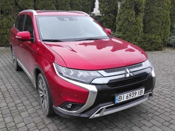 Авто Mitsubishi Outlander 2019 № 8699510