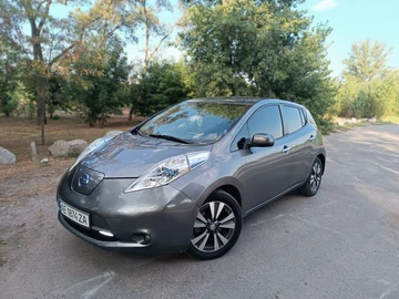 Авто Nissan Leaf 2015 № 8699532