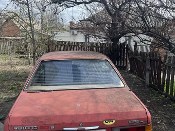 Авто Opel Rekord 1980 № 8699703