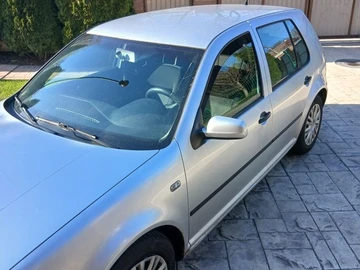 Авто Volkswagen Golf 2001 № 8699708