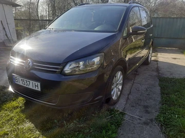 Авто Volkswagen Touran 2010 № 8699714