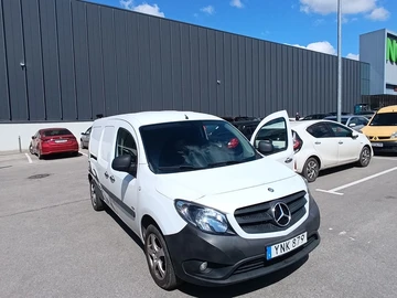 Авто Mercedes Mb 2017 № 8699741