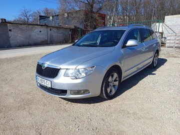 Авто Skoda Superb 2012 № 8699761