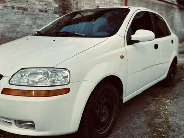Авто Chevrolet Aveo 2005 № 8699787