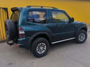 Авто Mitsubishi Pajero 2002 № 8699832