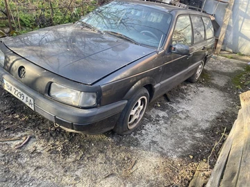 Авто Volkswagen Passat Variant 1989 № 8699943