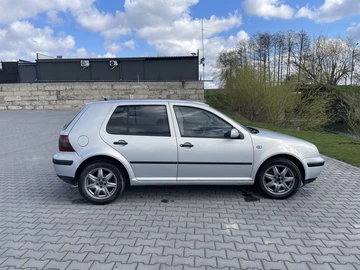 Авто Volkswagen Golf 1998 № 8699991