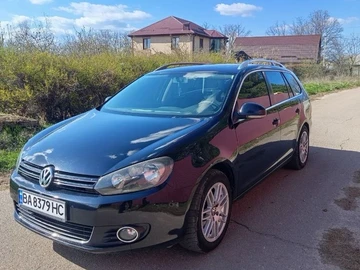 Авто Volkswagen Golf 2010 № 8700018