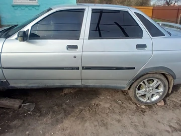 Авто ВАЗ 2110 2003 № 8700019
