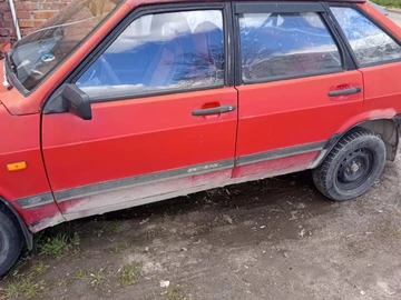 Авто ВАЗ 2109 1989 № 8700053