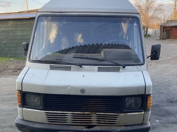 Авто Mercedes Mb 1994 № 8700220