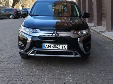 Авто Mitsubishi Outlander 2019 № 8700250