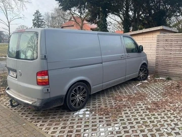 Авто Volkswagen Transporter 2009 № 8700293